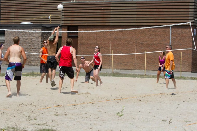 382541_10150966863232252_446692038_n