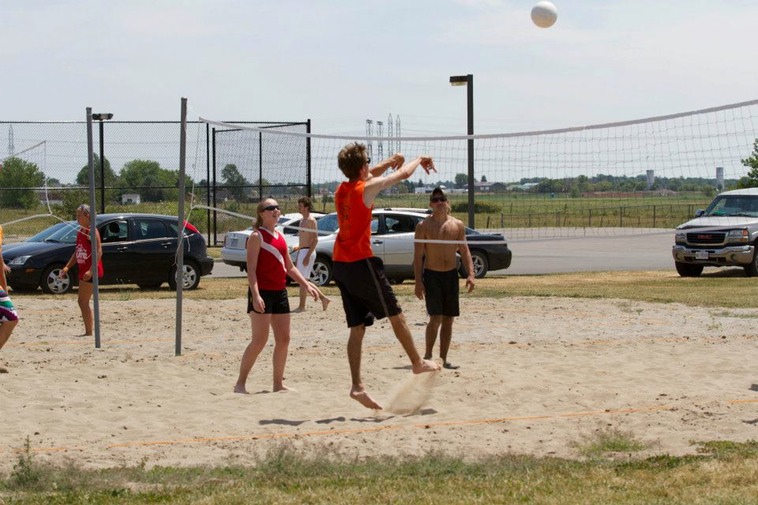 482082_10150966862132252_1894109539_n